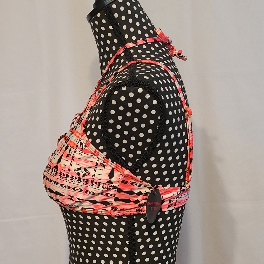 No Boundaries Swim Top - Picture 7 of 11